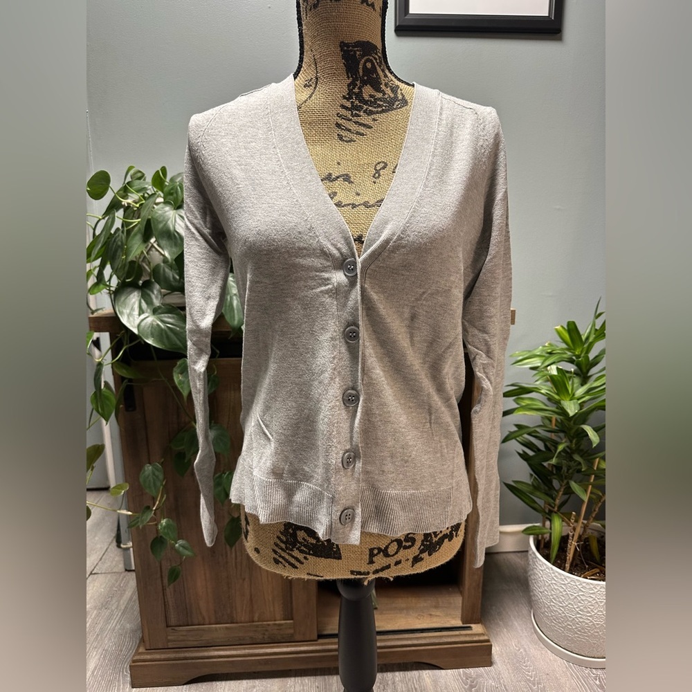 LOFT button down cardigan. Size XS. NWT.